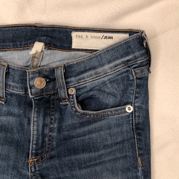 Jeans - Picture 2 of 4